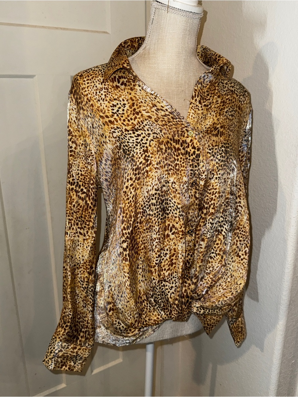 Badgley Mischka Leopard Print Metallic Twist Front Blouse Top Medium